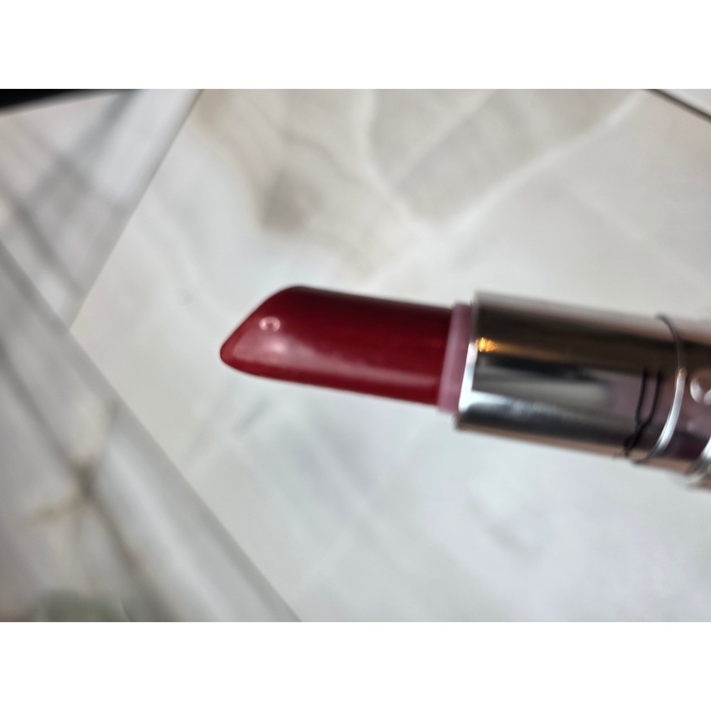 MAC Lustreglass Lipstick 545 Glossed and Found Sheer Shine Red Shimmer W1 - Picture 14 of 16